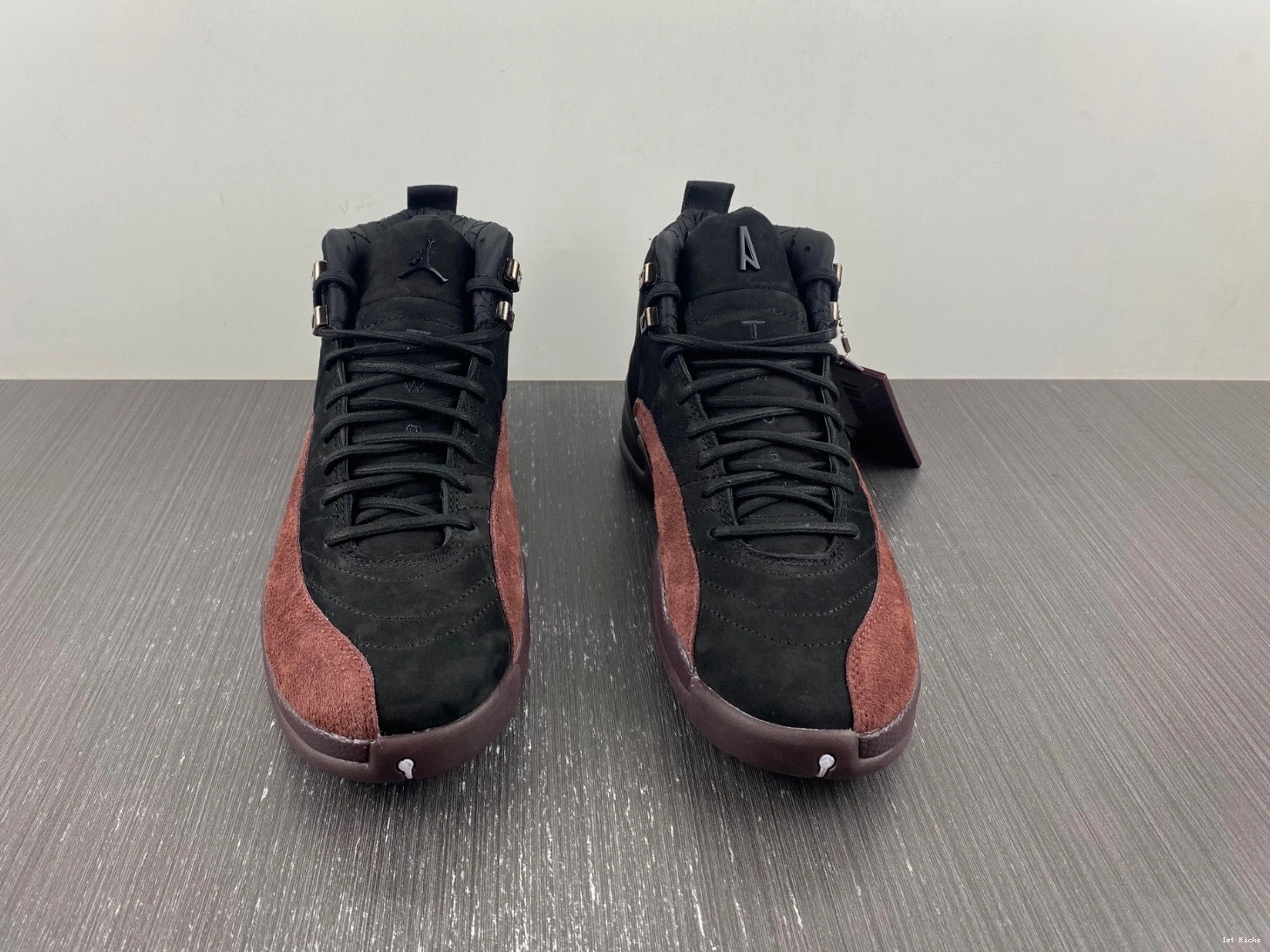 Ma Jordan 12 Retro Black A Maniére DV6989-001 - 0310